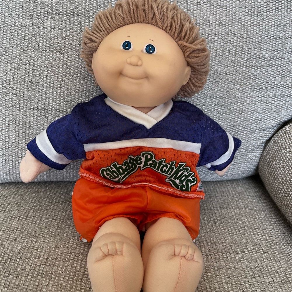 Vintage Cabbage Patch Kid Blond Hair blue Eye Doll 1982